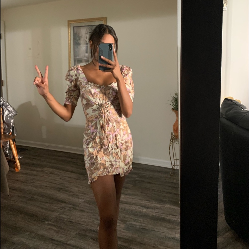 for love and lemons groovy mini! xs!